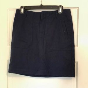 Banana Republic navy skirt with pockets